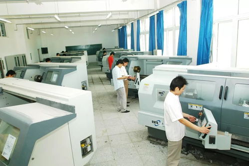 技藝雙全，大機(jī)械閃耀未來